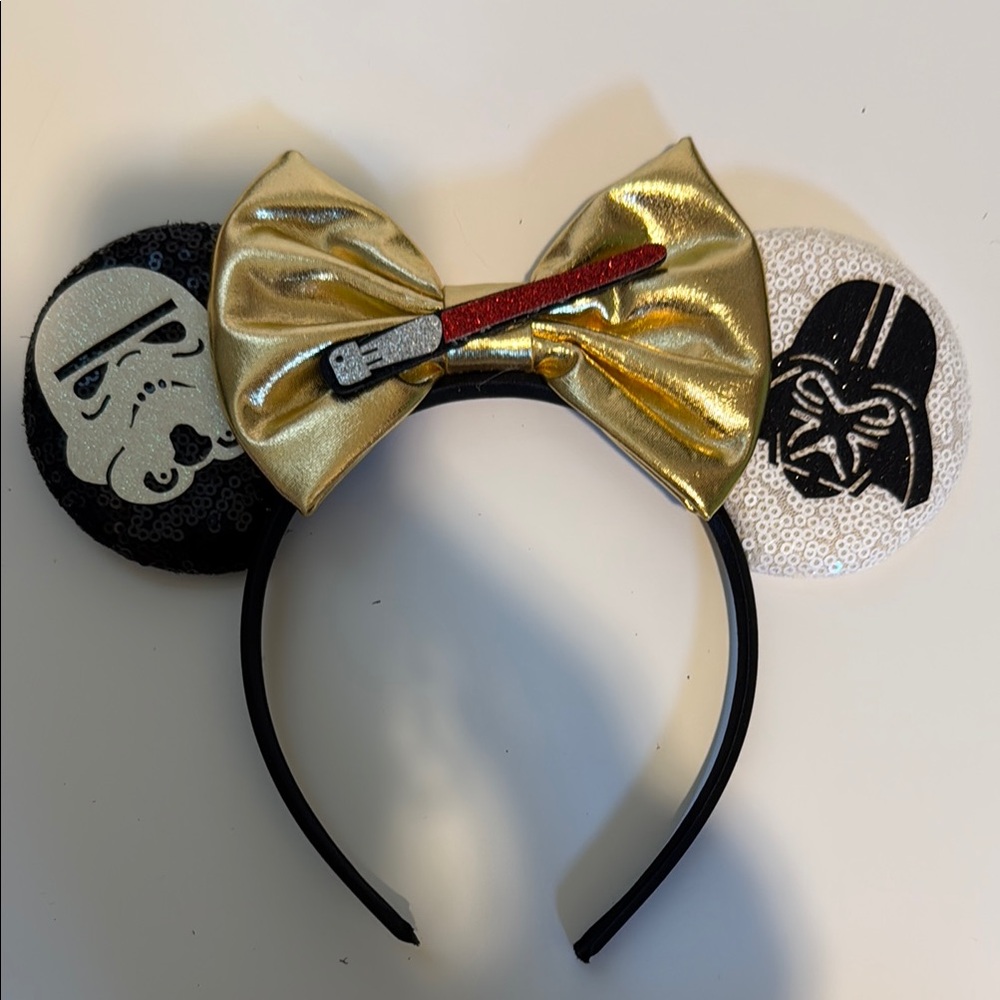 Disney Star Wars Gold and Black Hairband